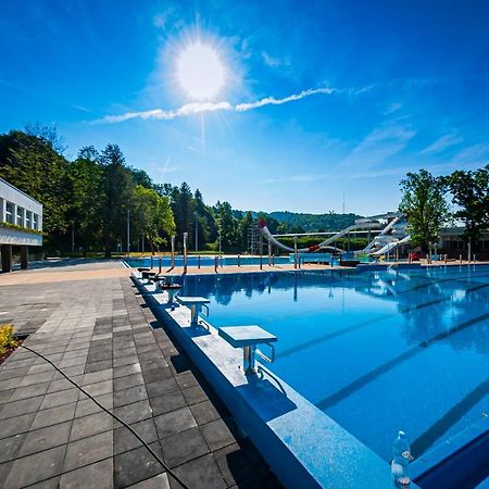 Apartament Na Urlop - Centrum - Przy Amfiteatrze - 500M Do Basenow Wisla Exterior photo
