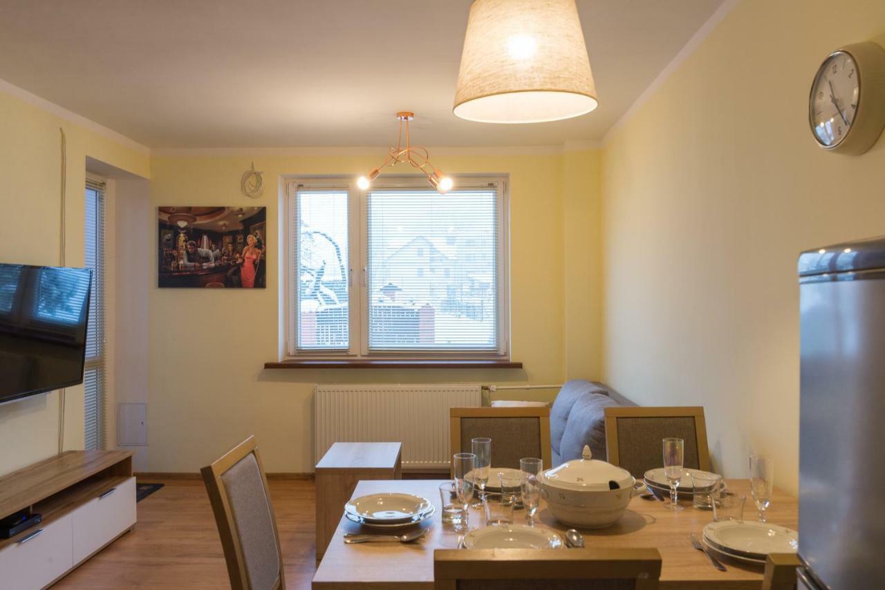 Apartament Na Urlop - Centrum - Przy Amfiteatrze - 500M Do Basenow Wisla Exterior photo